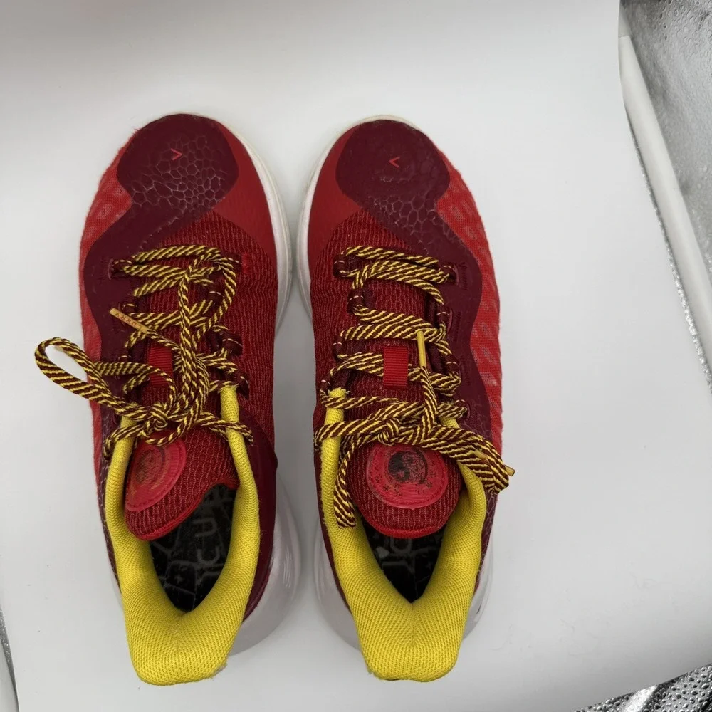 Under Armour Curry Flow Bruce Lee Fire Red Gold Basketball Shoes US 5Youth
